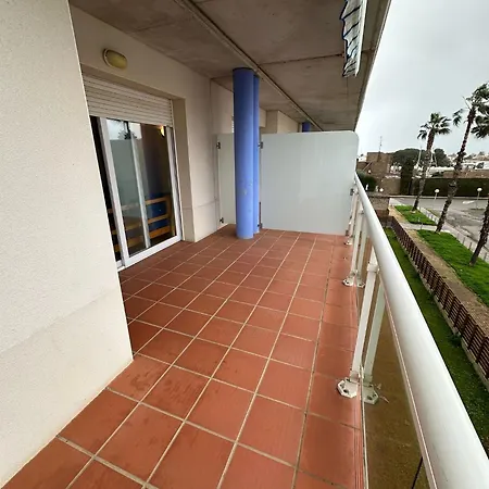 Bonito Piso Con Piscina Comunitaria Av-71 Roses